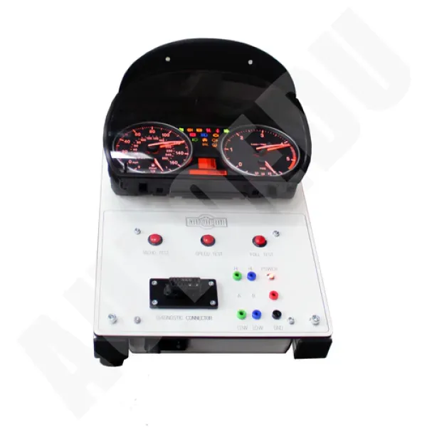 Trainer didattico portatile per lo studio del sistema CAN-BUS